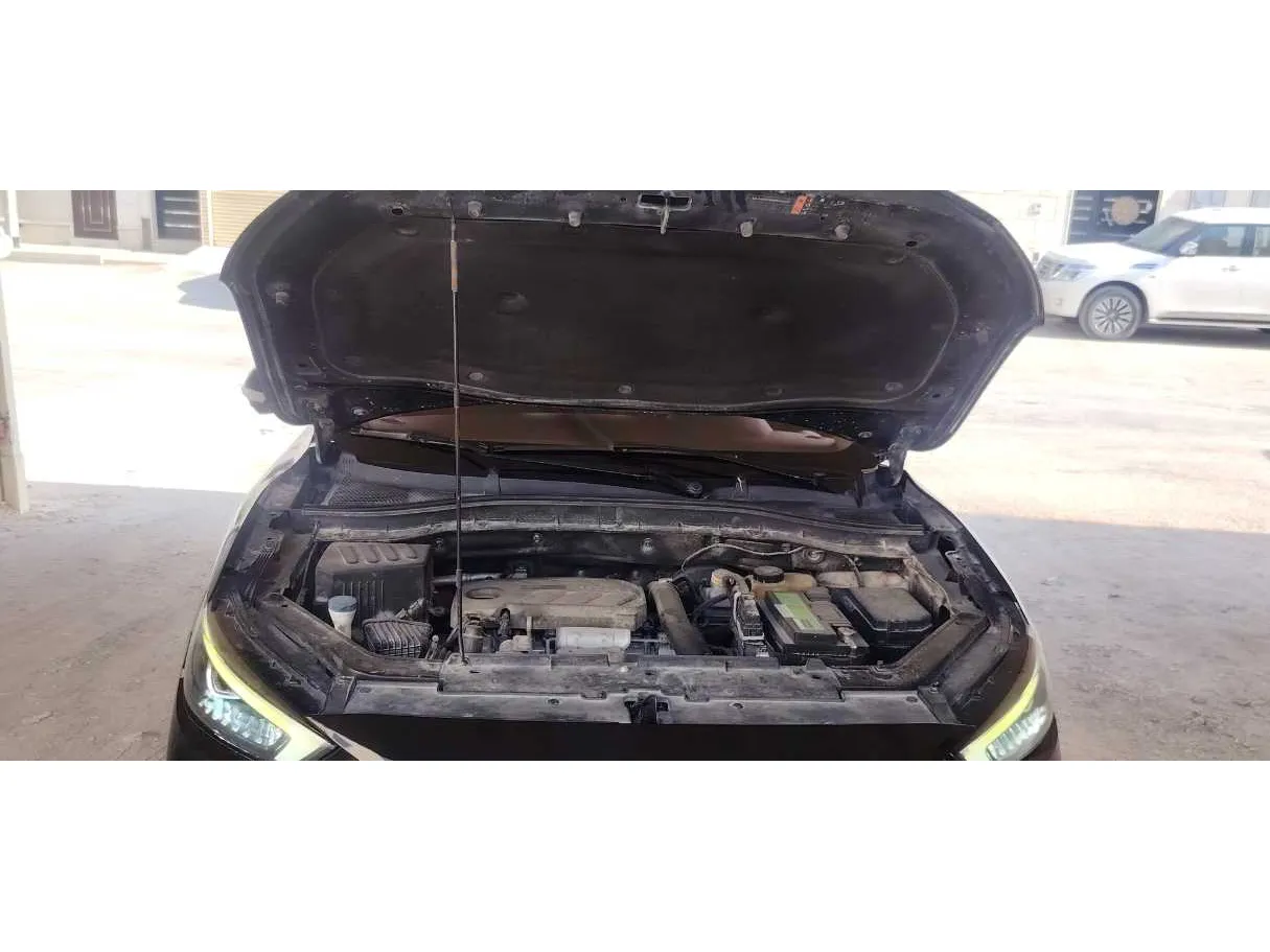 Car image 29
