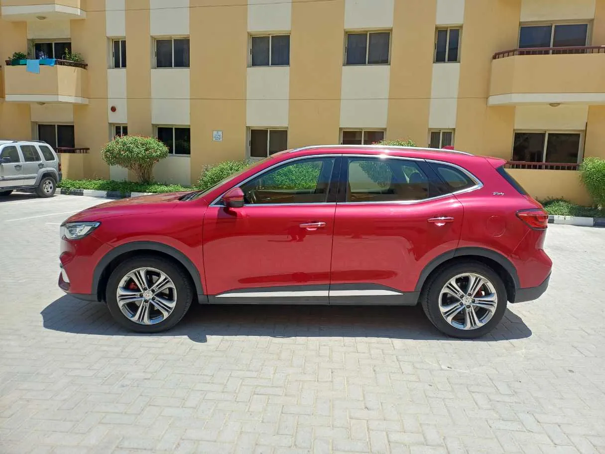 Car image 8