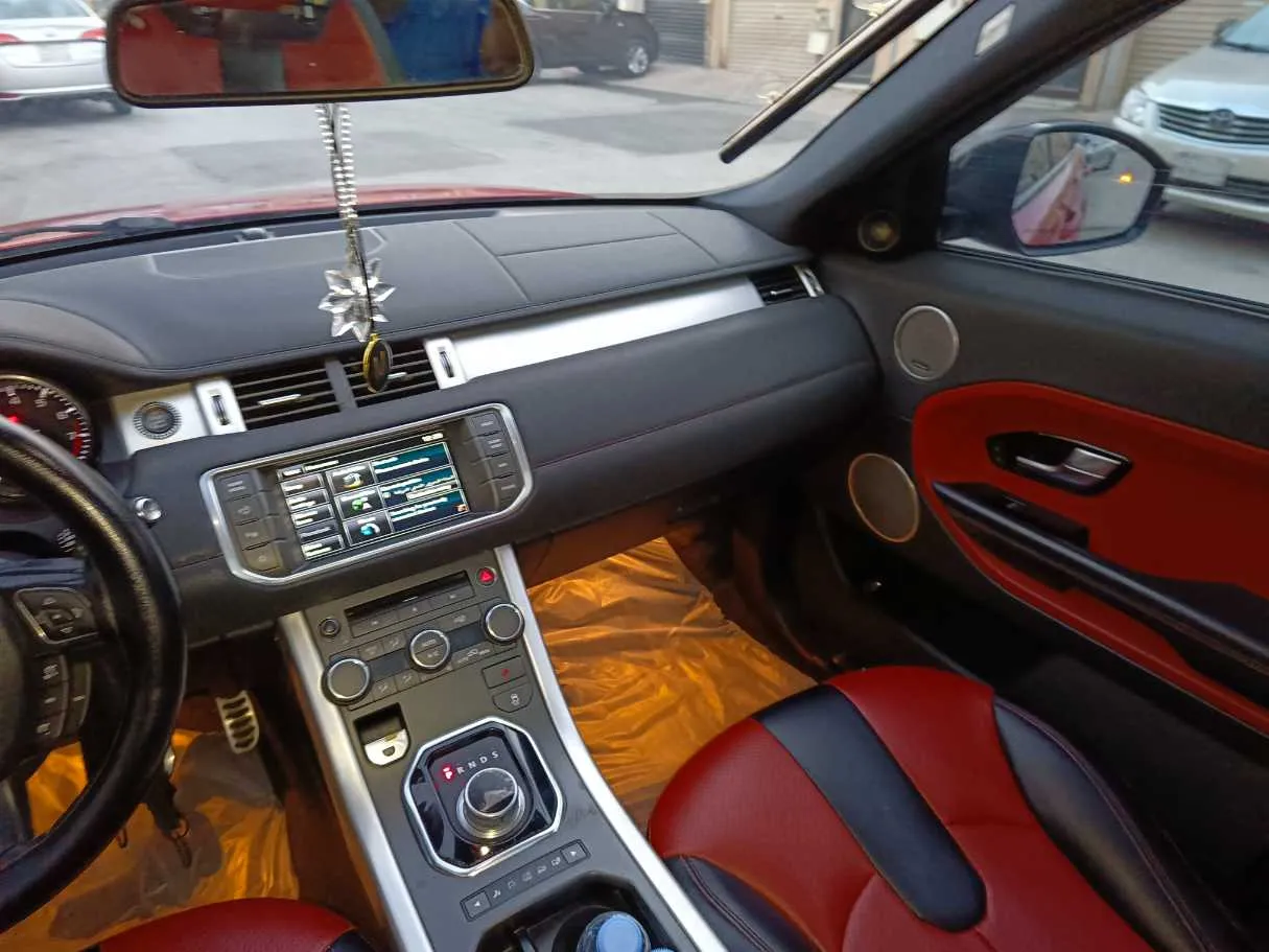 Car image 21