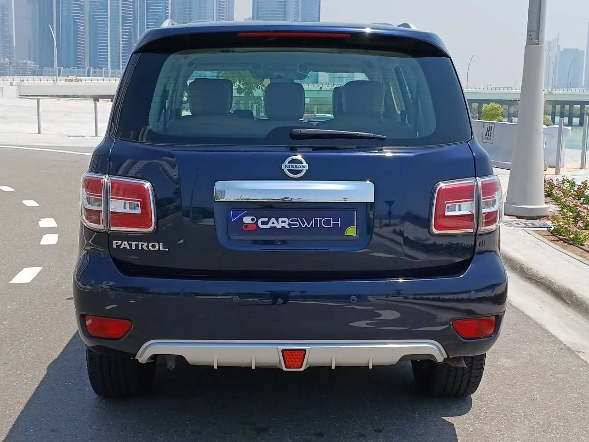 Car image 6