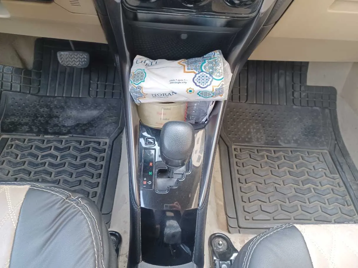 Car image 13
