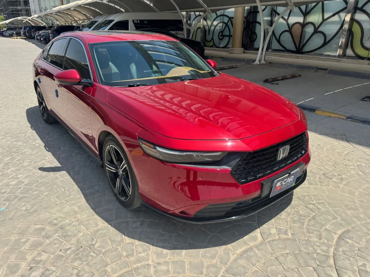 Car image 3