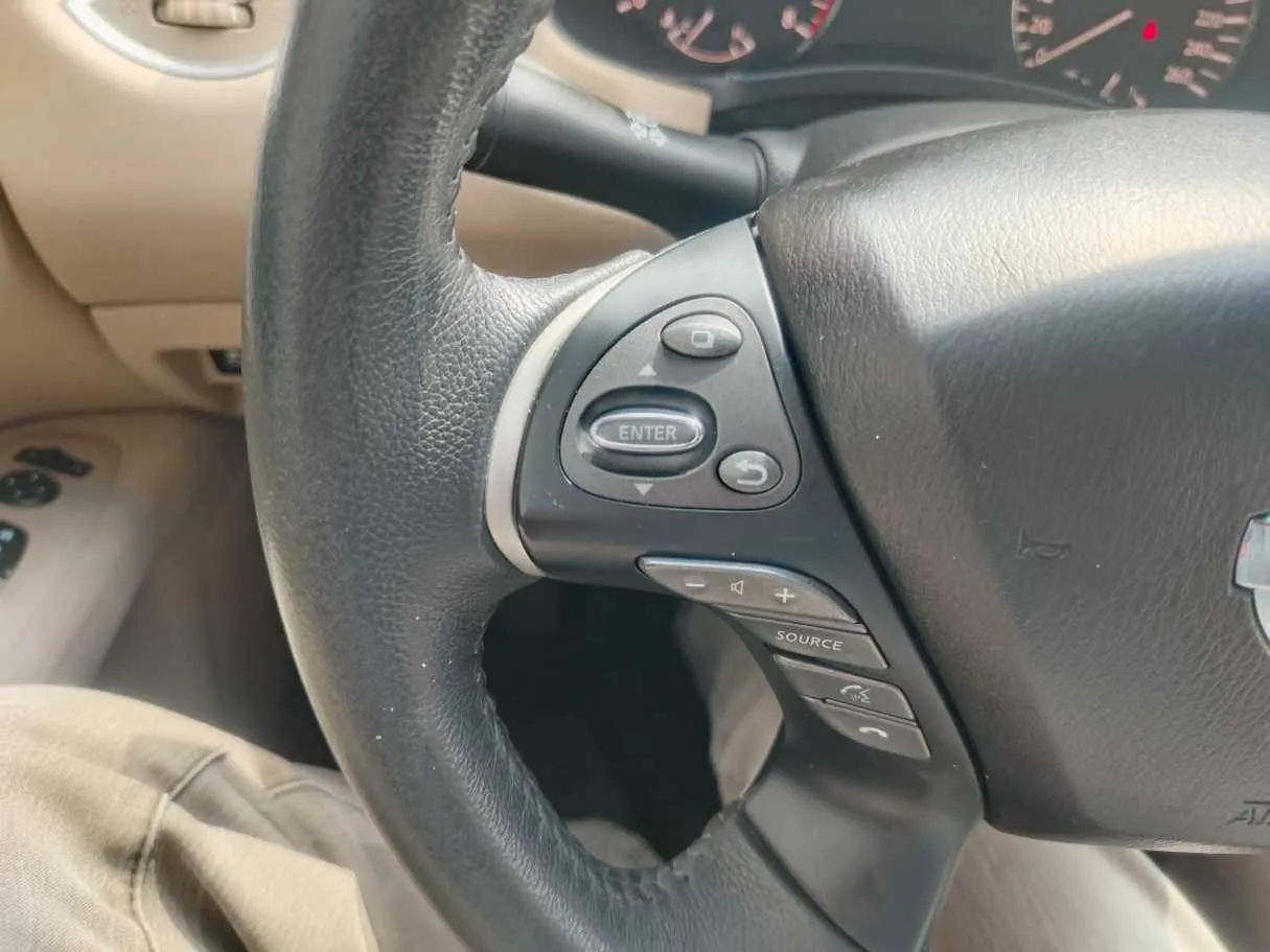 Car image 31
