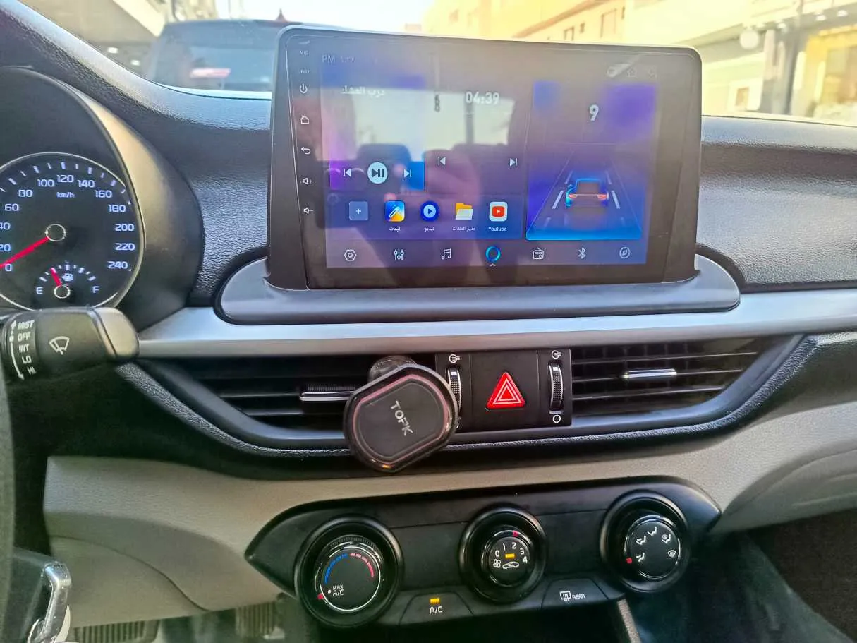 Car image 23