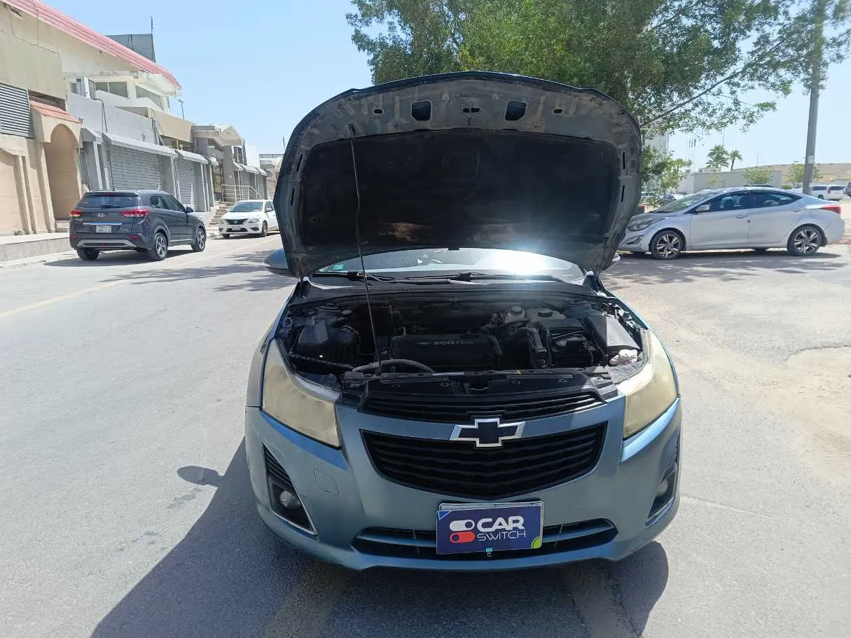 Car image 30