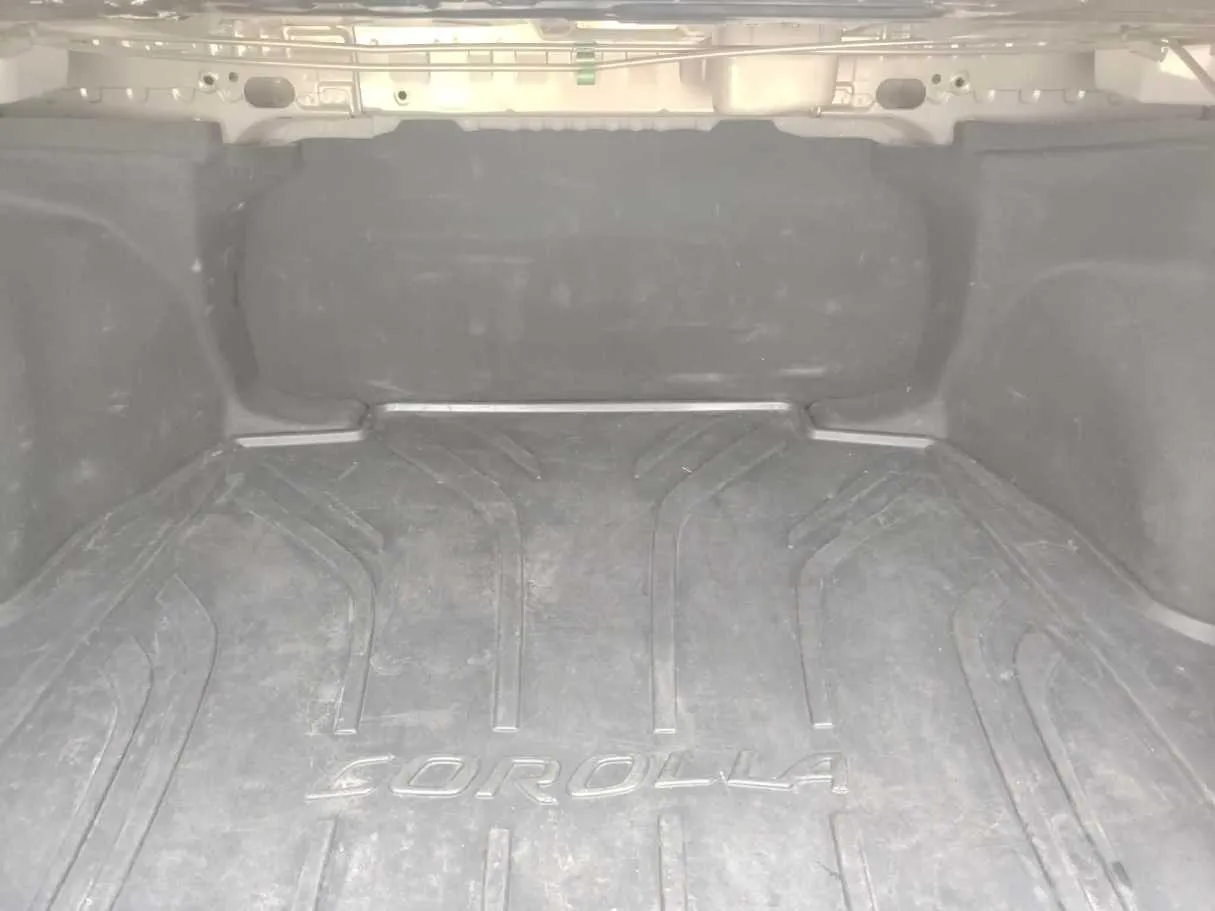 Car image 29