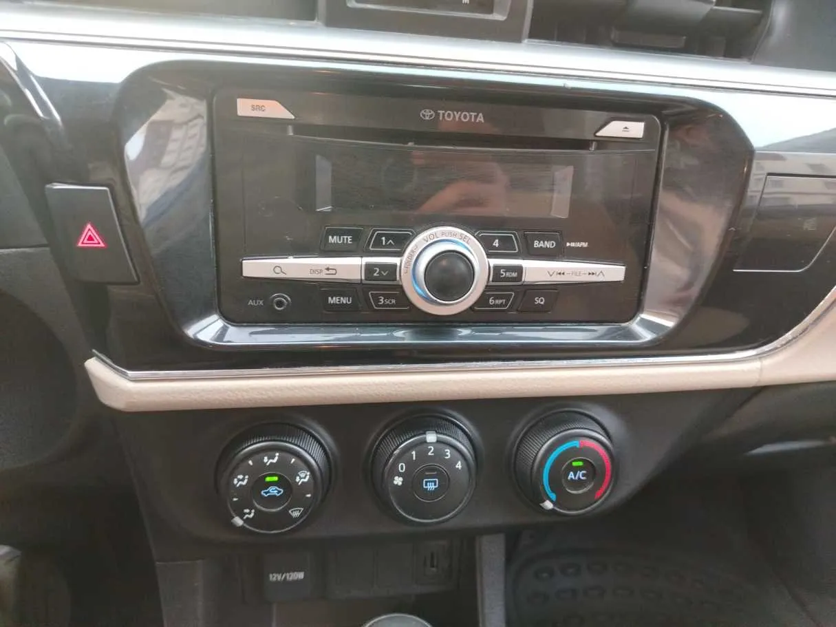 Car image 23