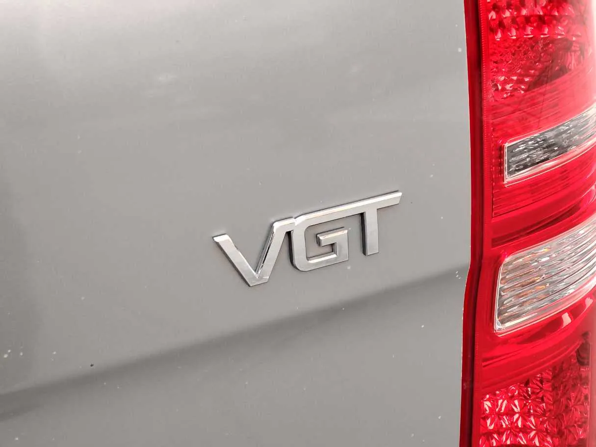Car image 31