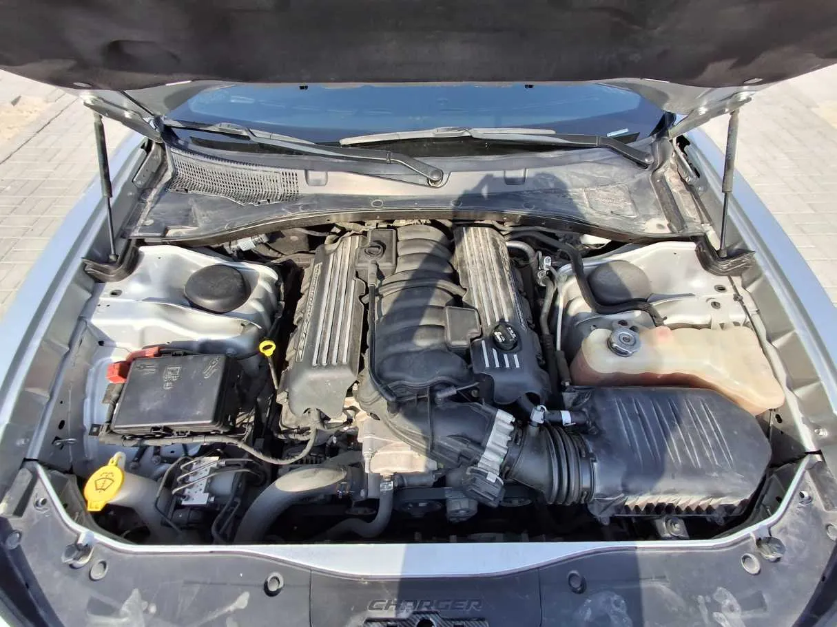 Car image 23