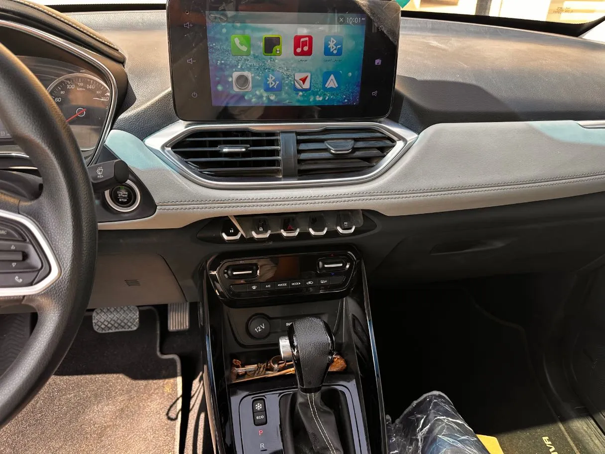 Car image 18