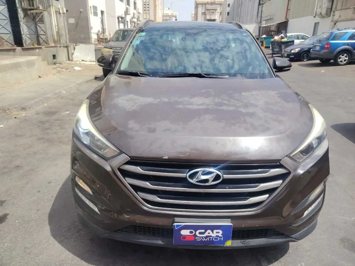 Car image 2