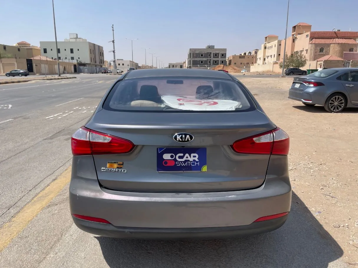 Car image 6