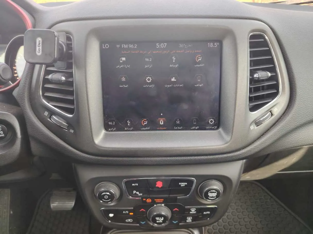 Car image 21