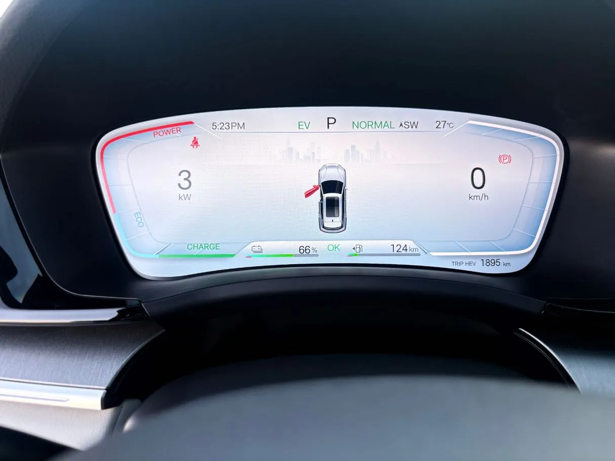 Car image 23