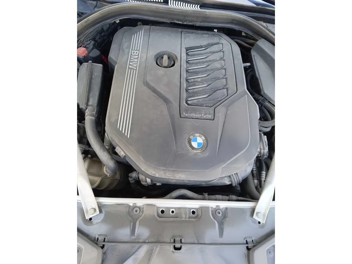 Car image 49