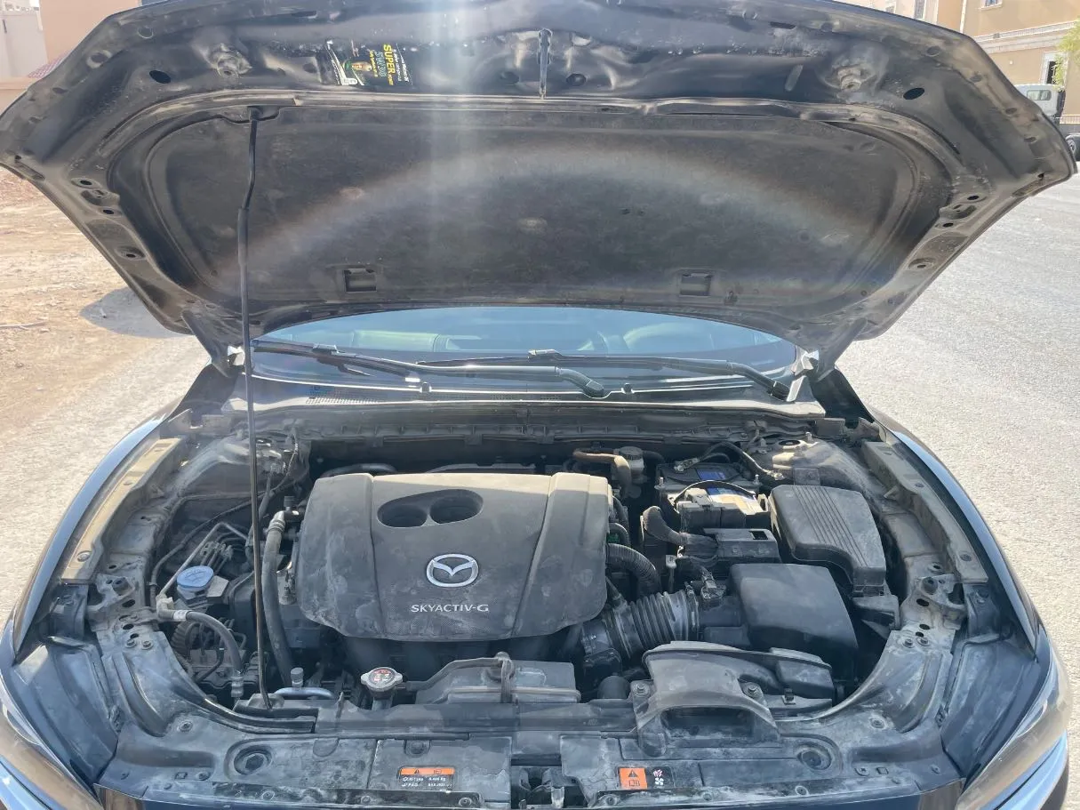 Car image 24