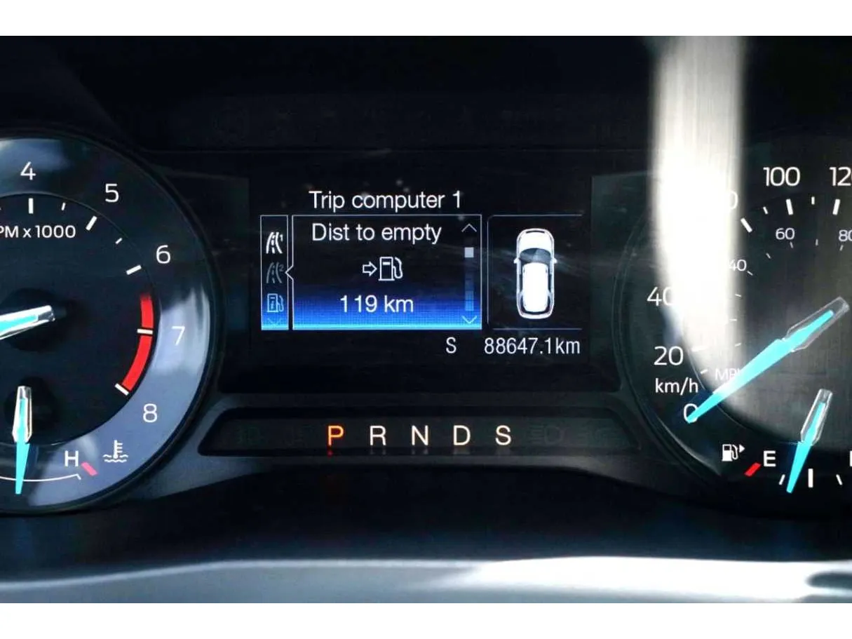 Car image 21