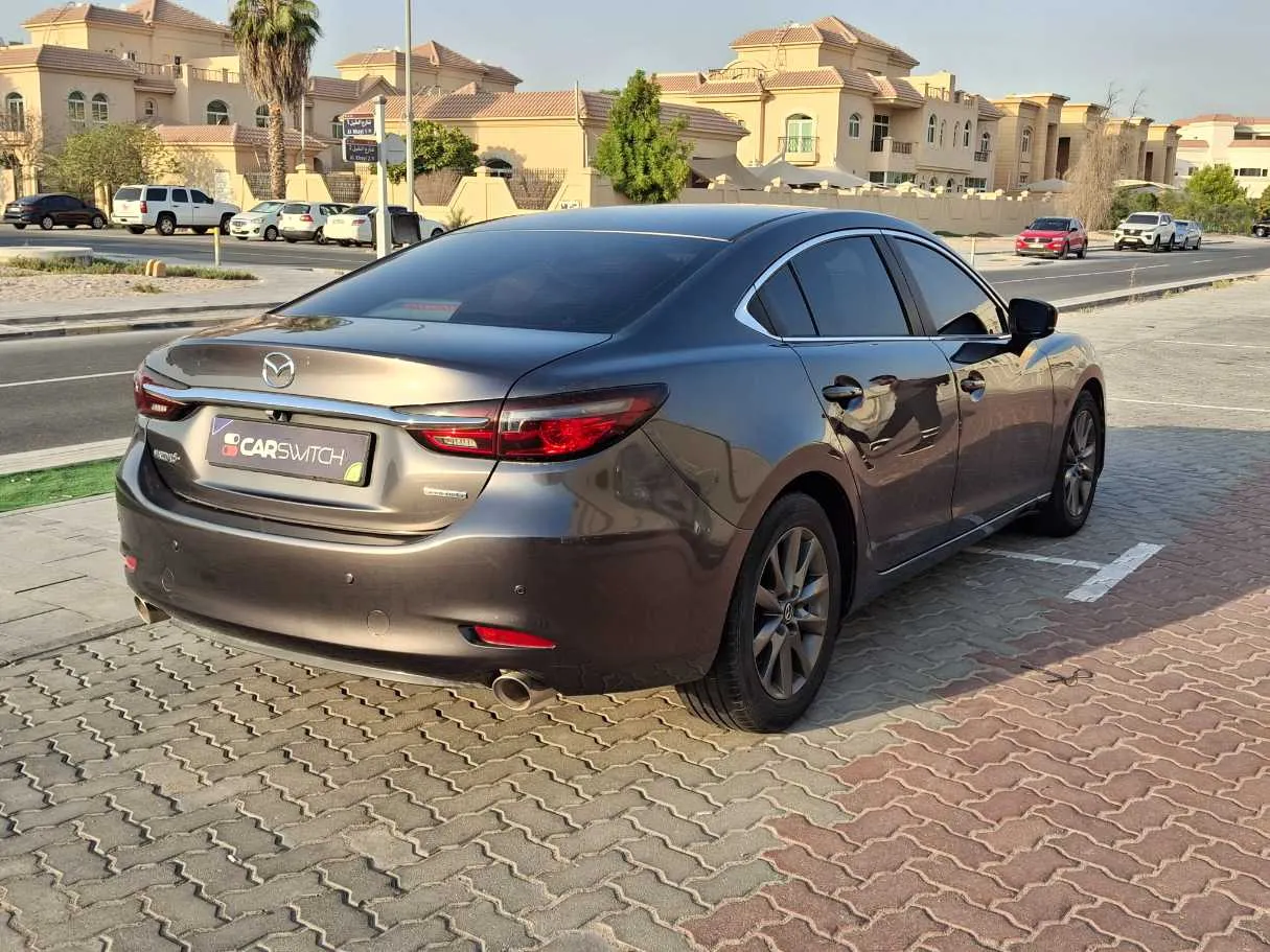 Car image 5