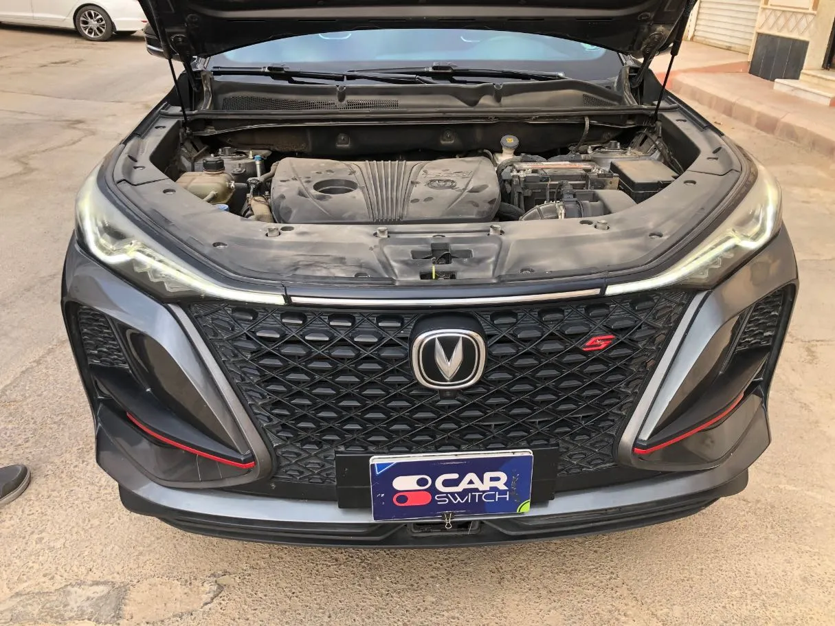 Car image 23