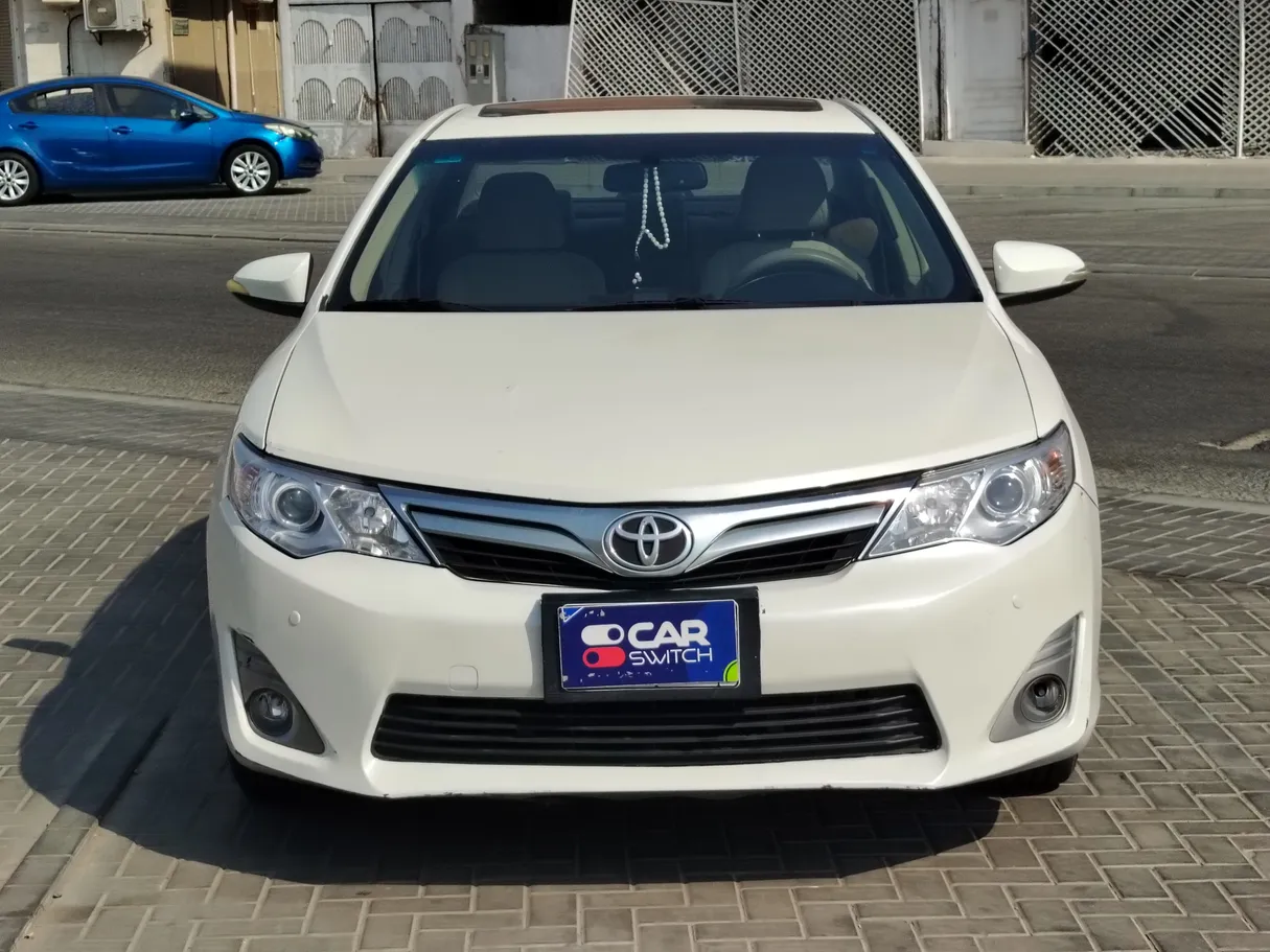 Car image 2