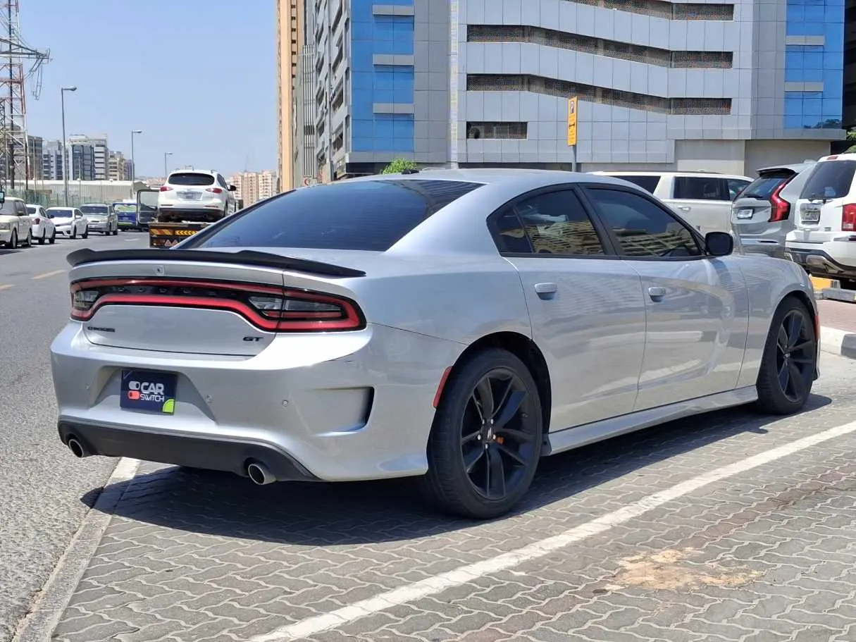 Car image 7