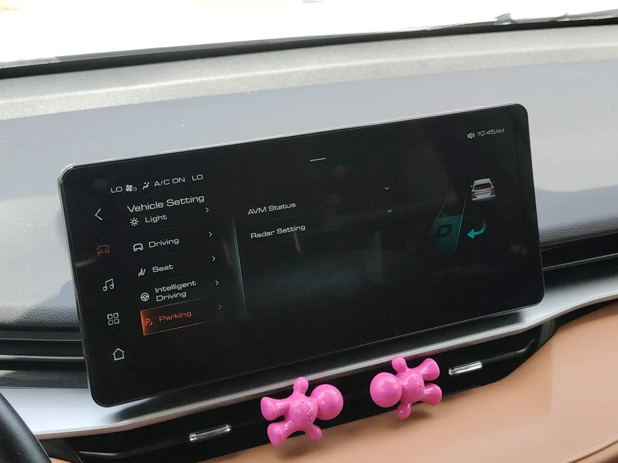 Car image 18