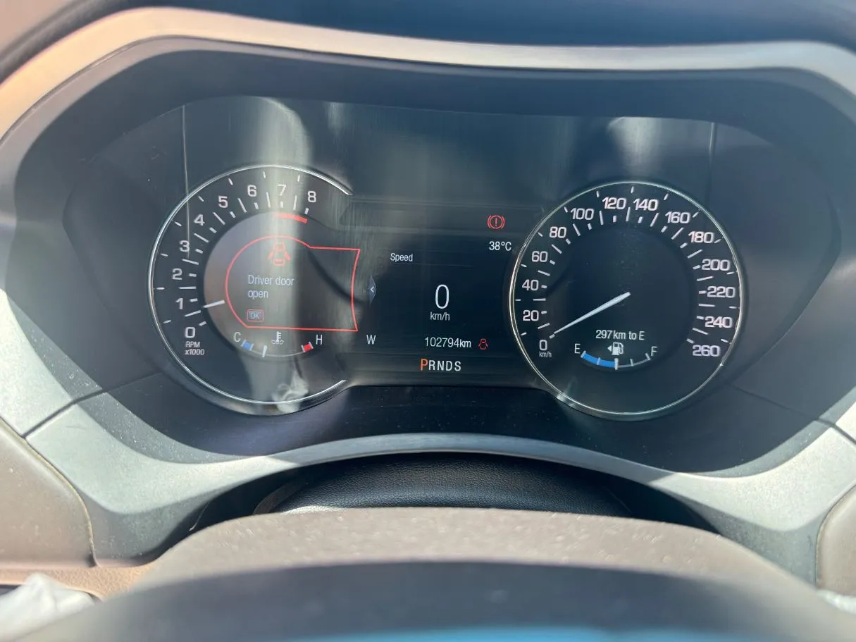 Car image 21