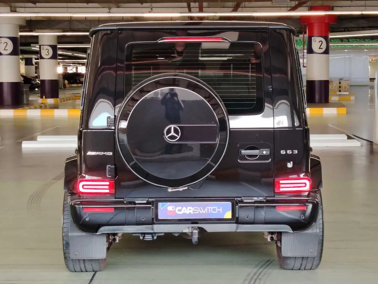 Car image 6