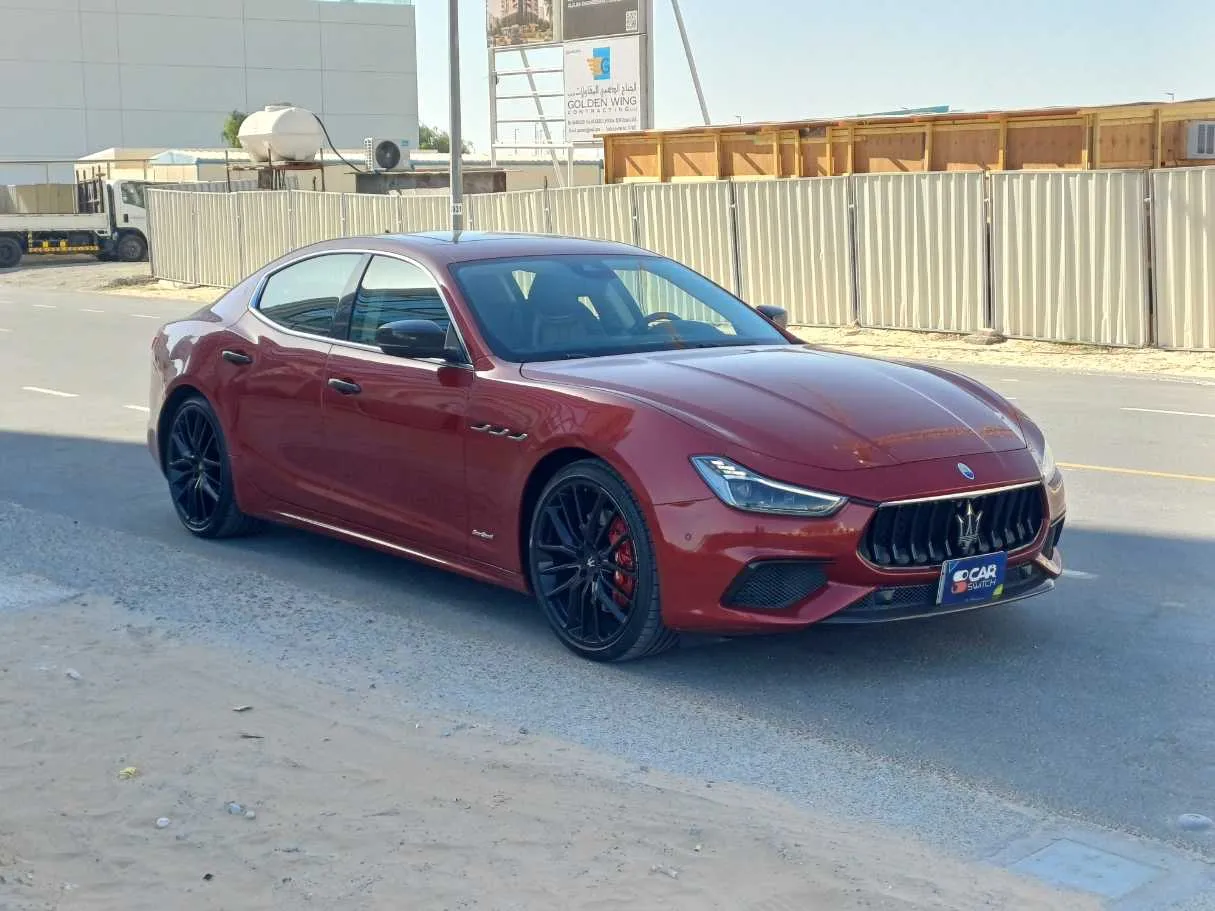 Car image 3