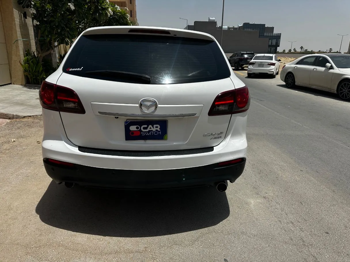 Car image 6