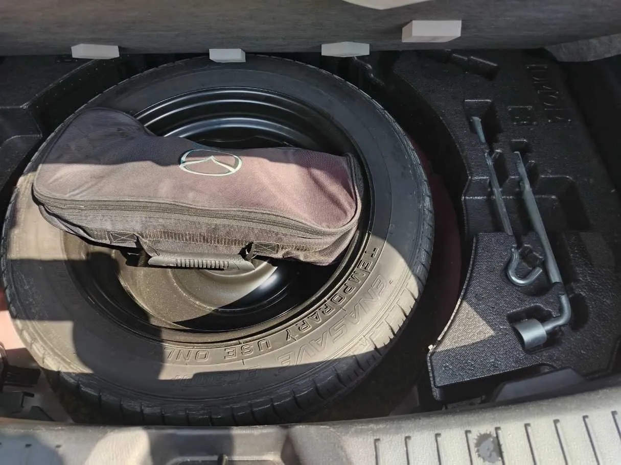 Car image 41