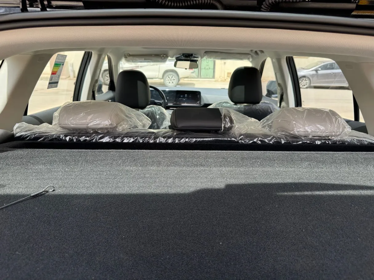Car image 22