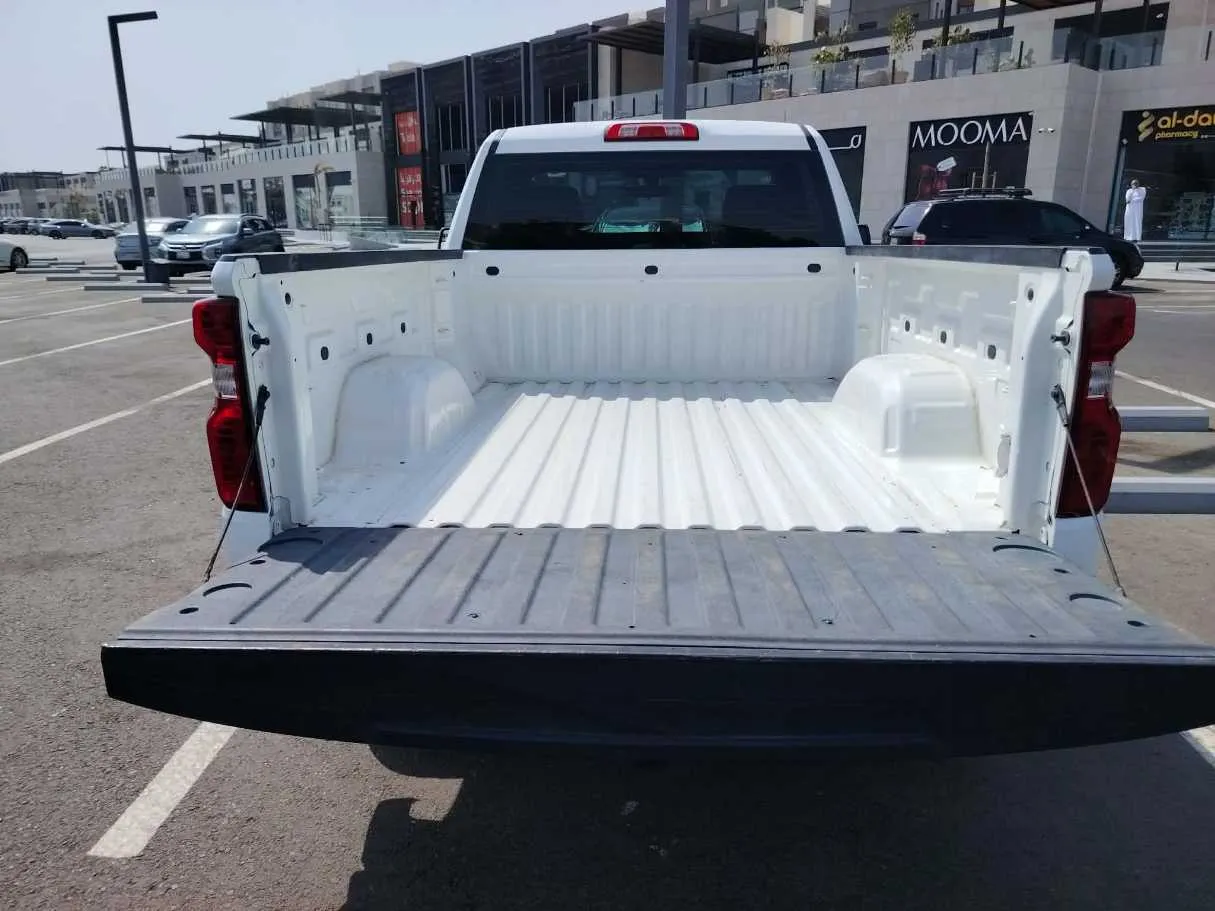 Car image 31