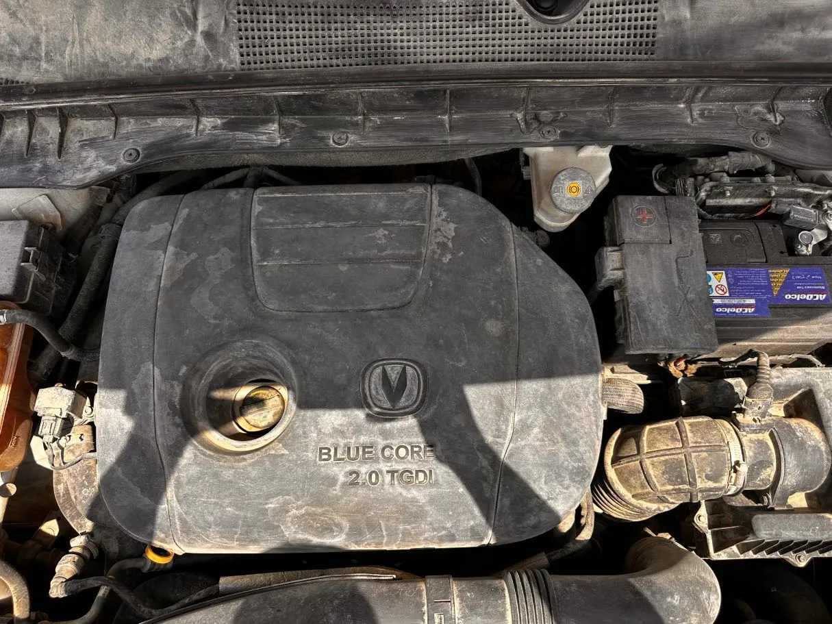 Car image 28