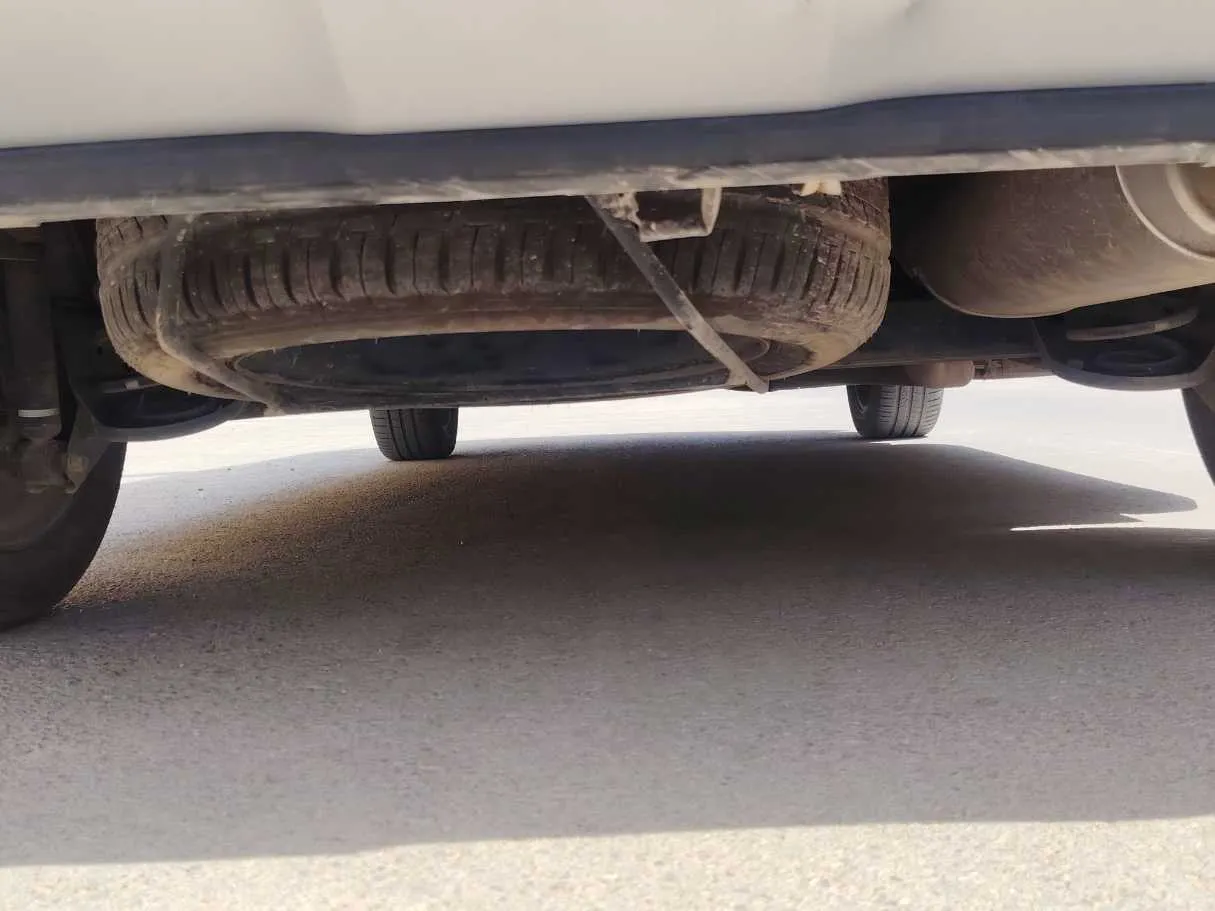 Car image 31