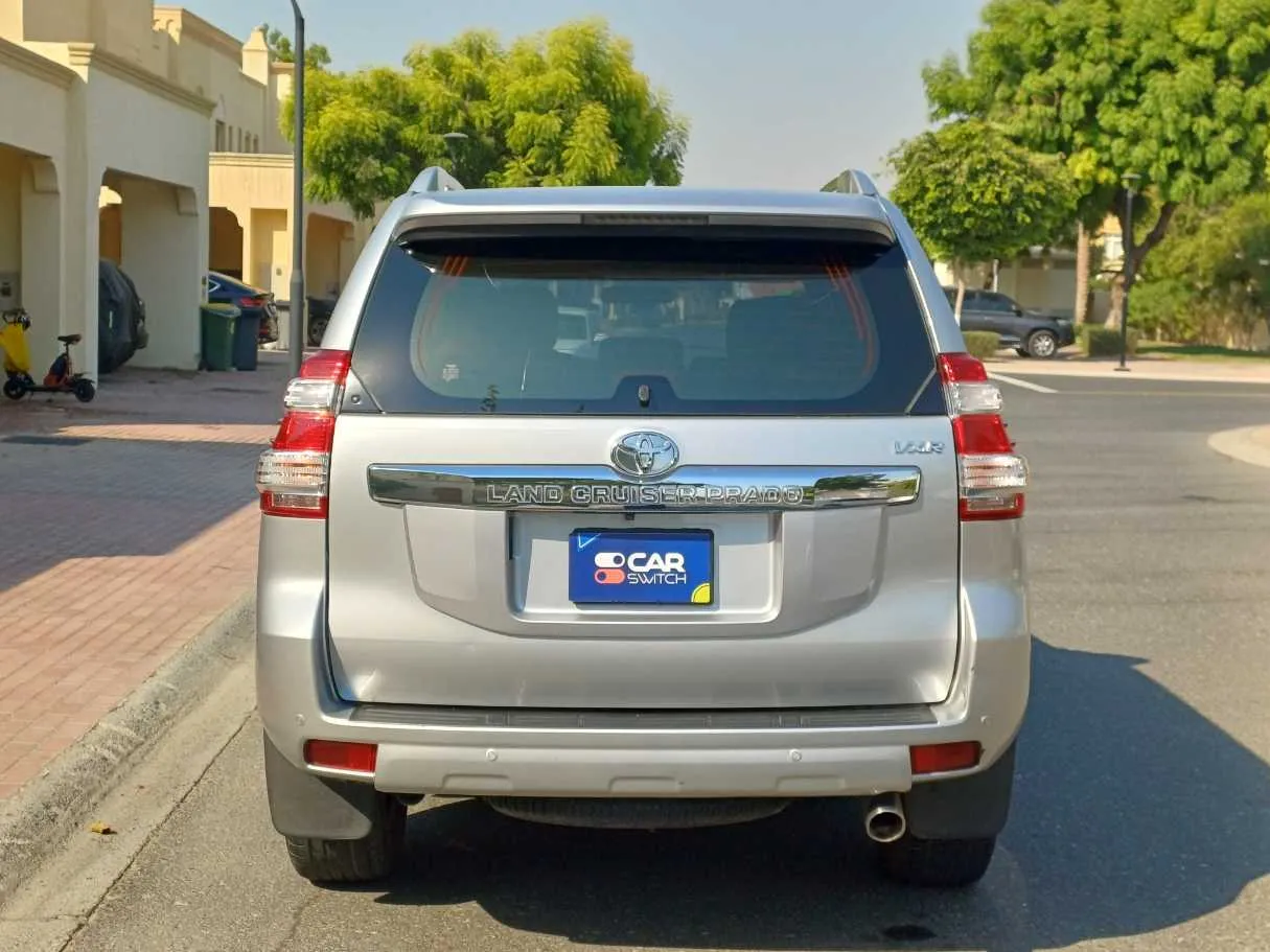 Car image 6