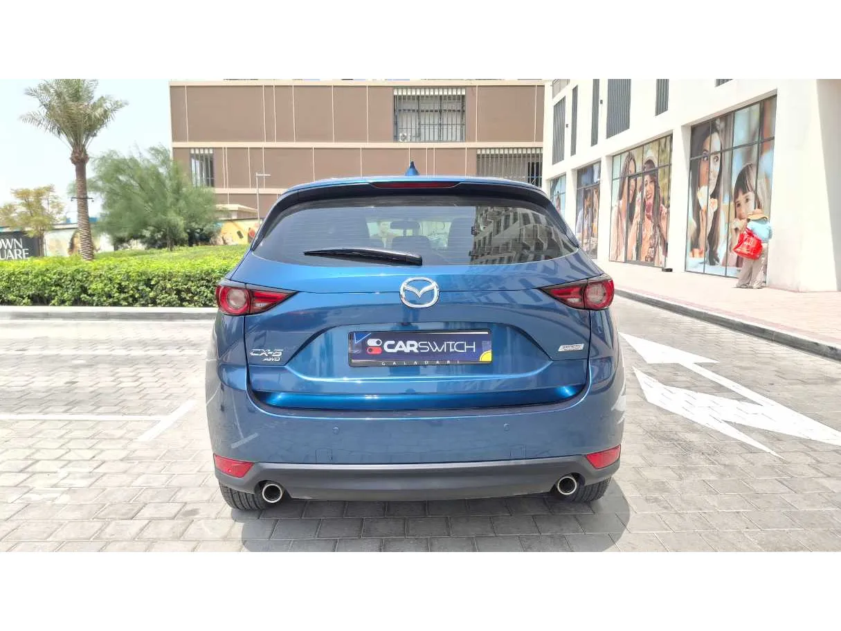 Car image 6