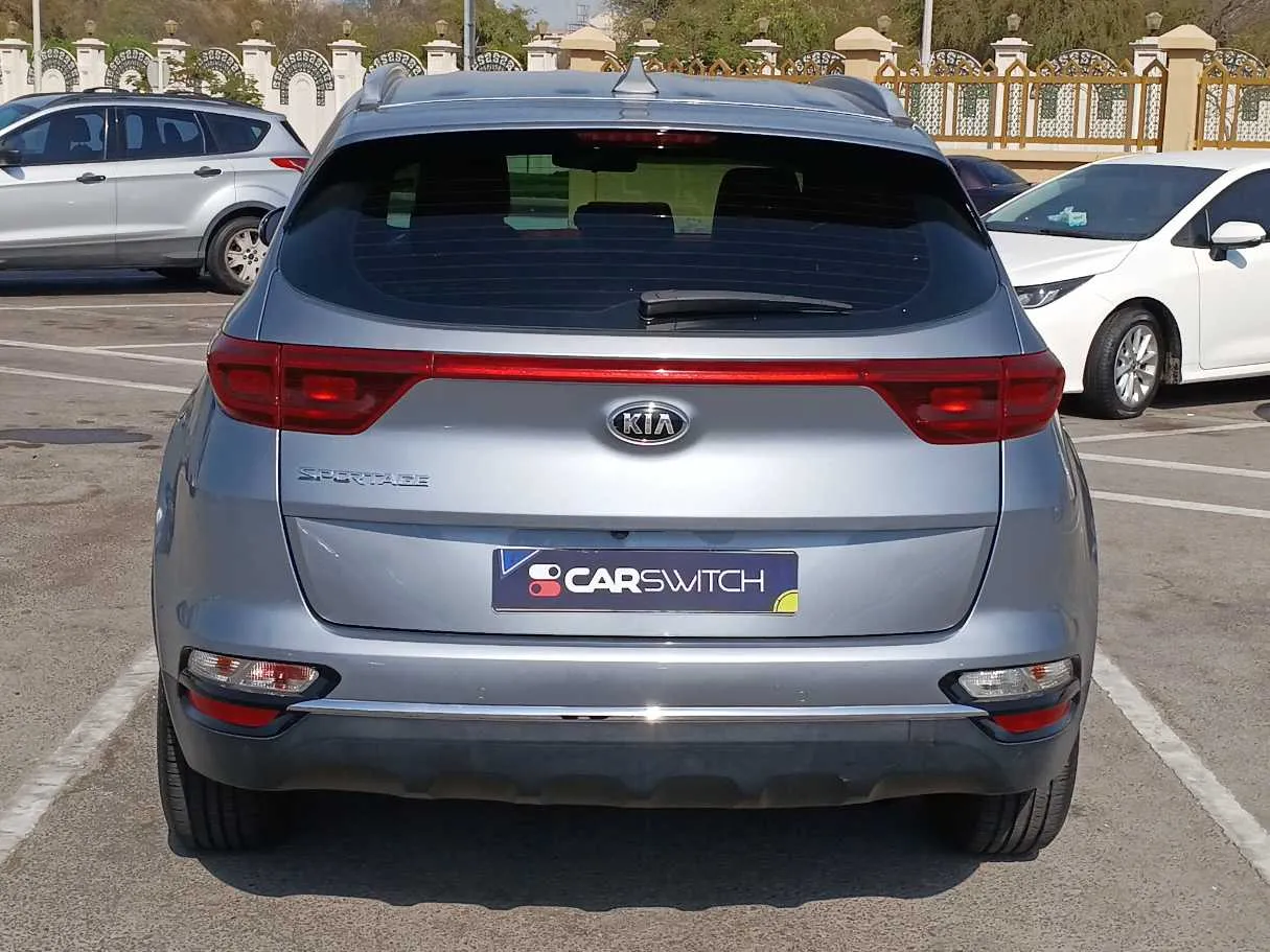 Car image 6