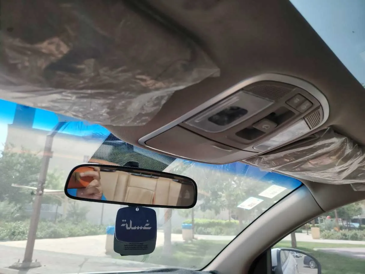 Car image 37