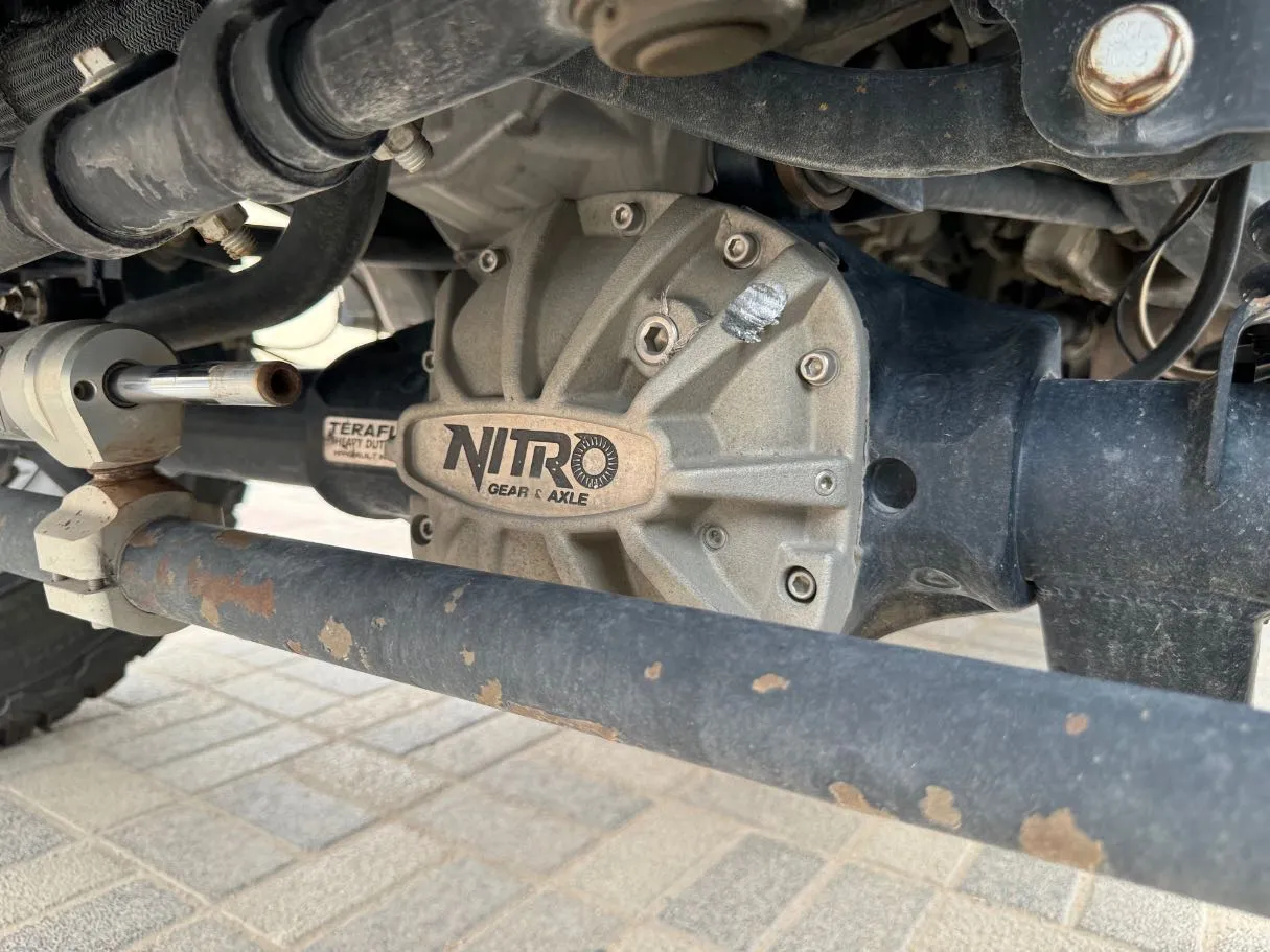 Car image 26