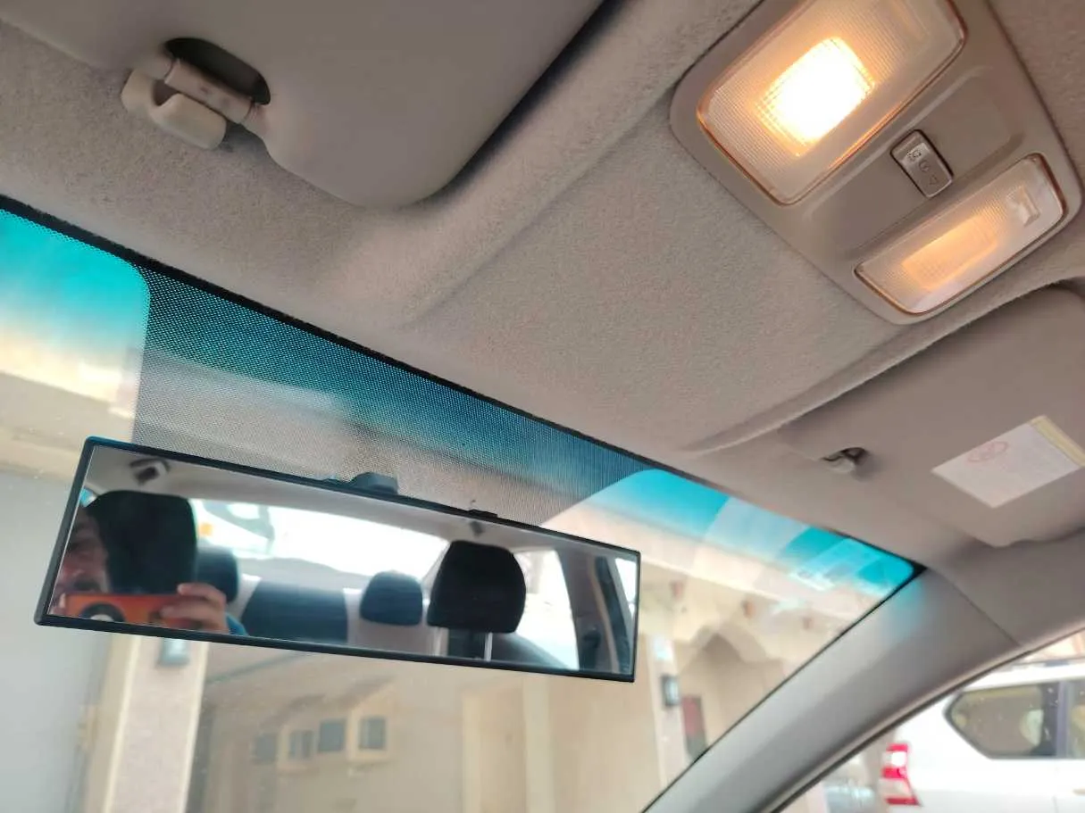 Car image 37