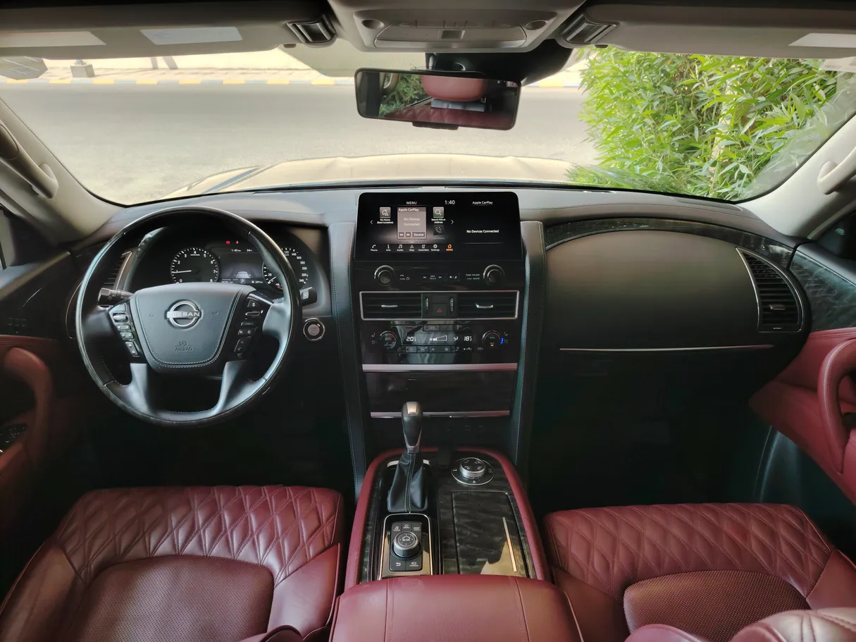 Car image 18