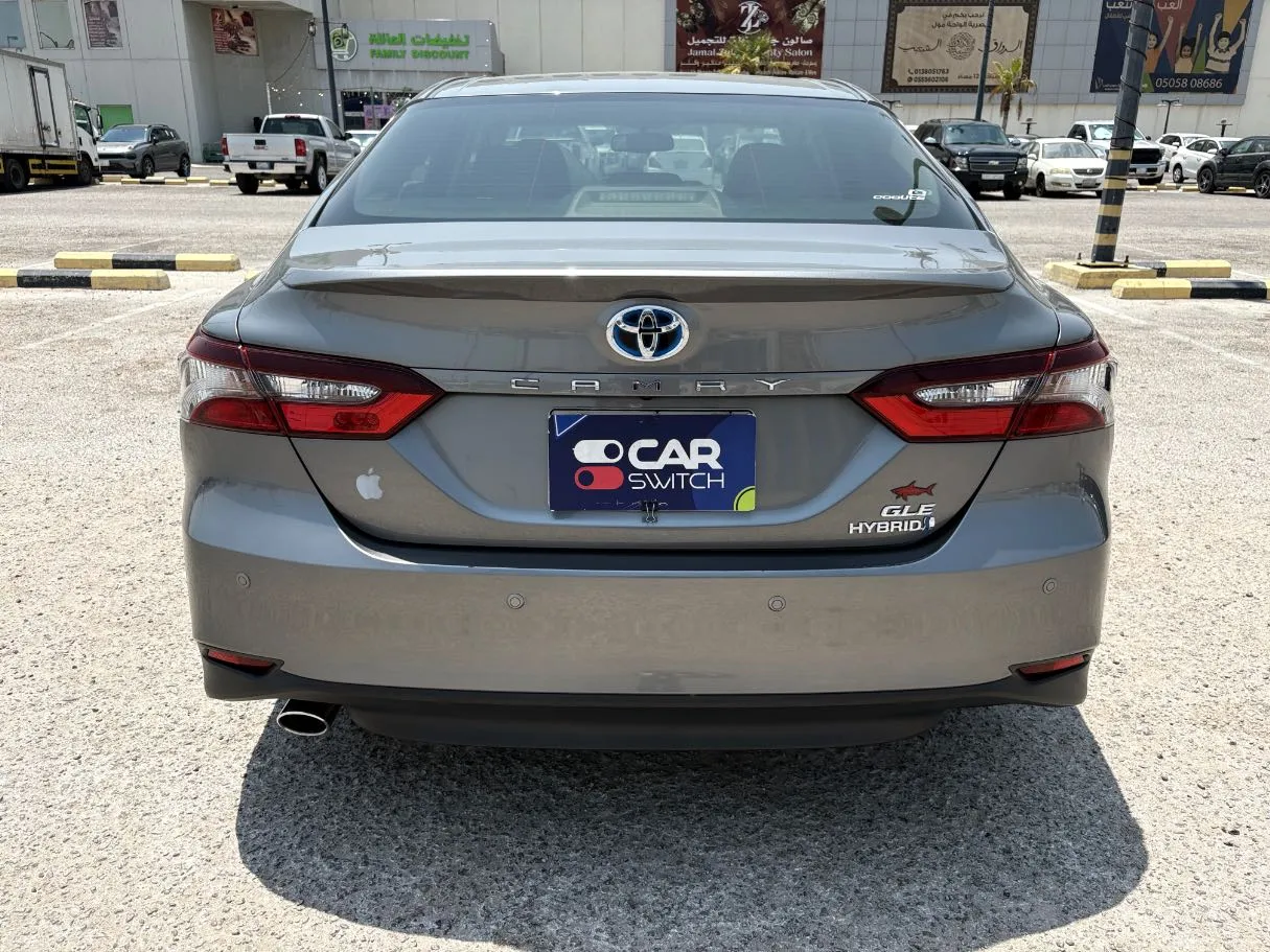 Car image 6