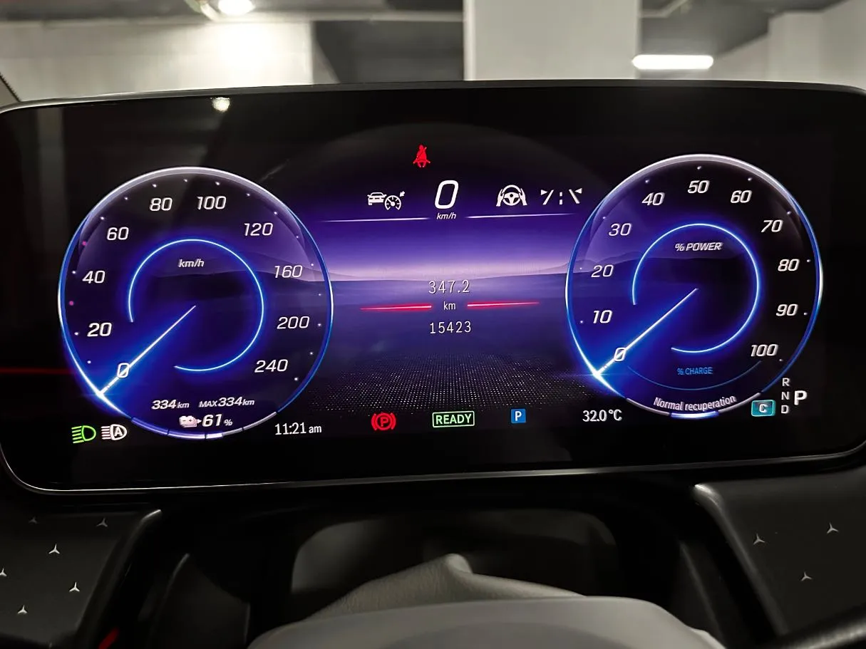 Car image 19