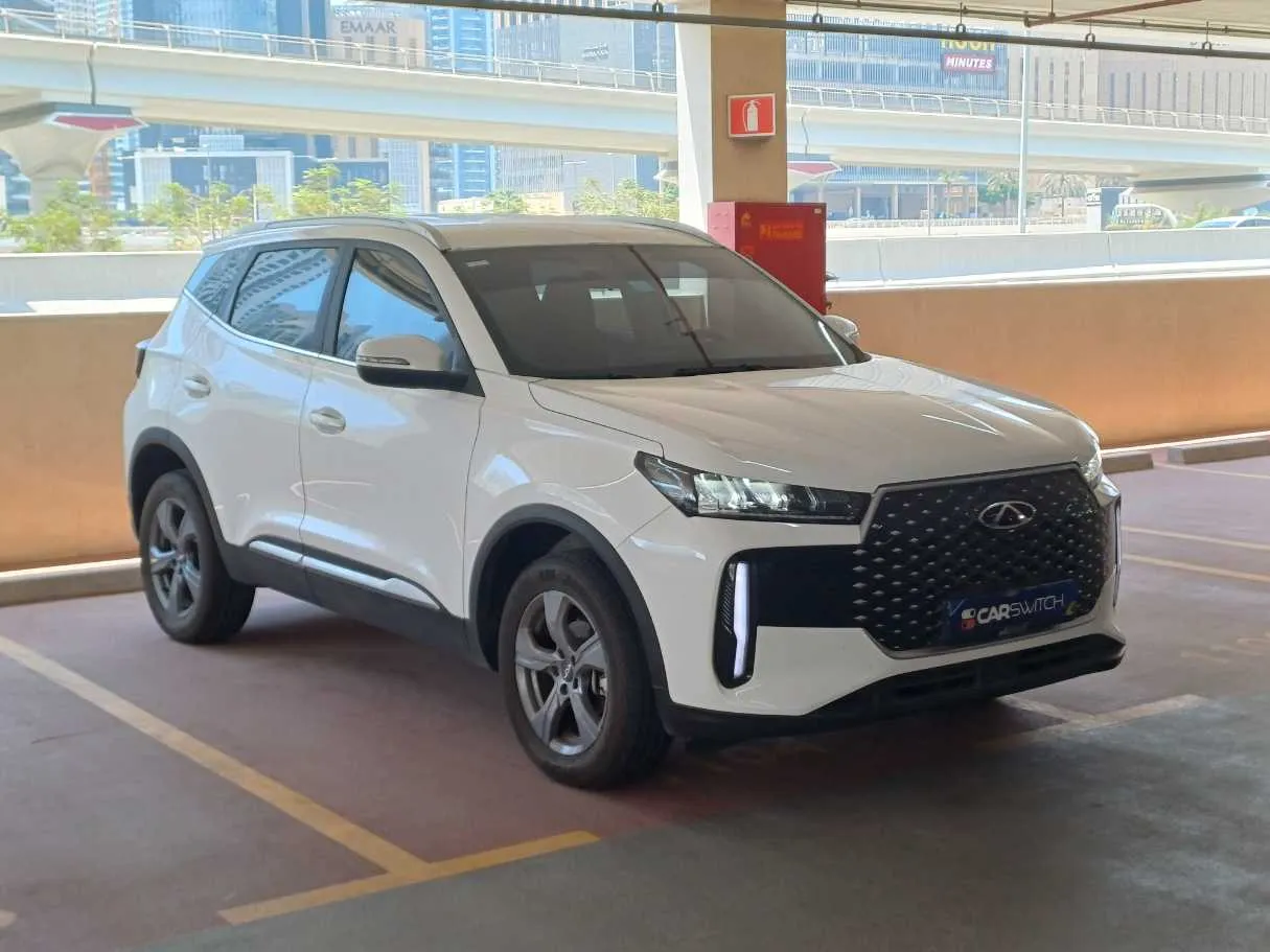 Car image 3