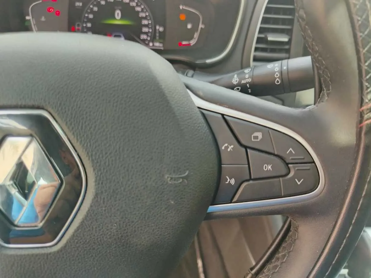 Car image 45