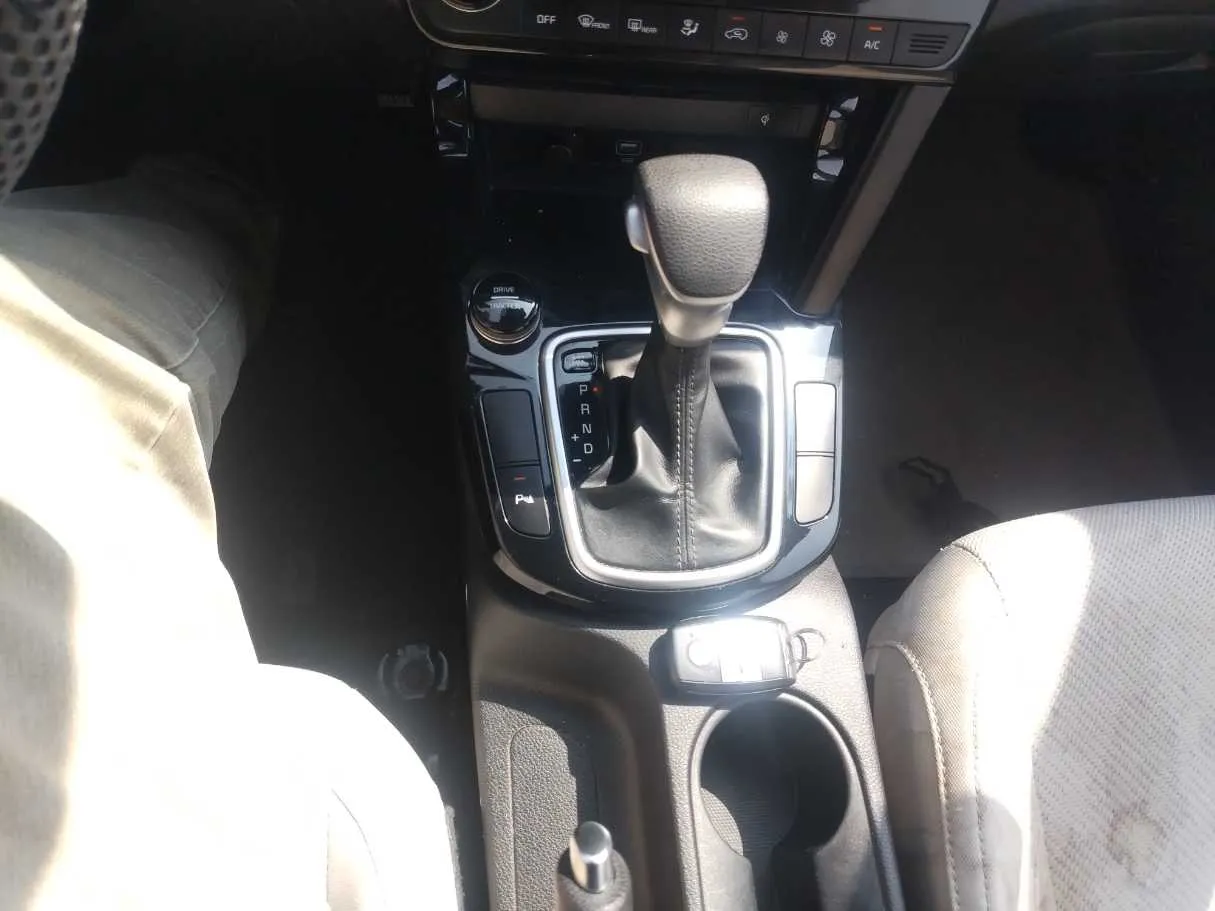 Car image 23