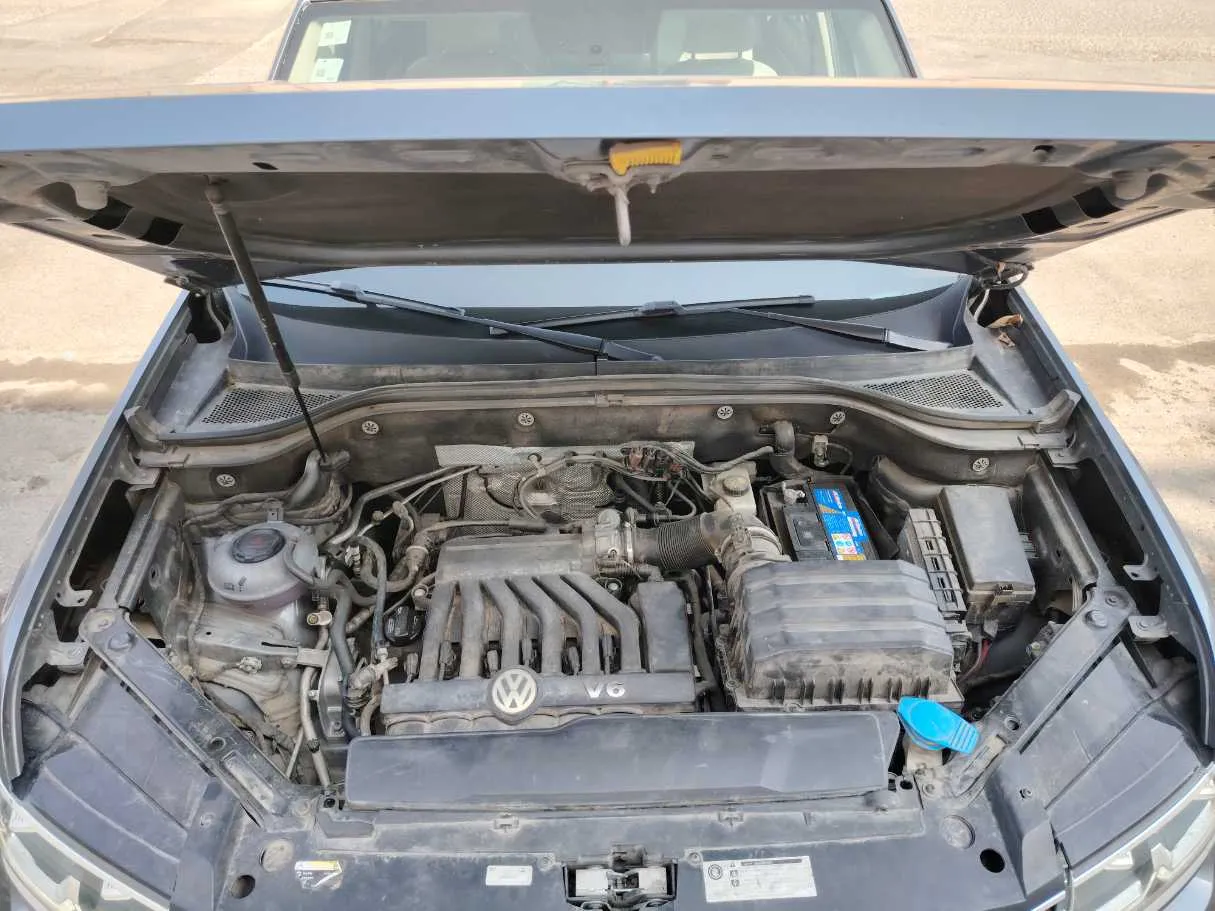 Car image 33
