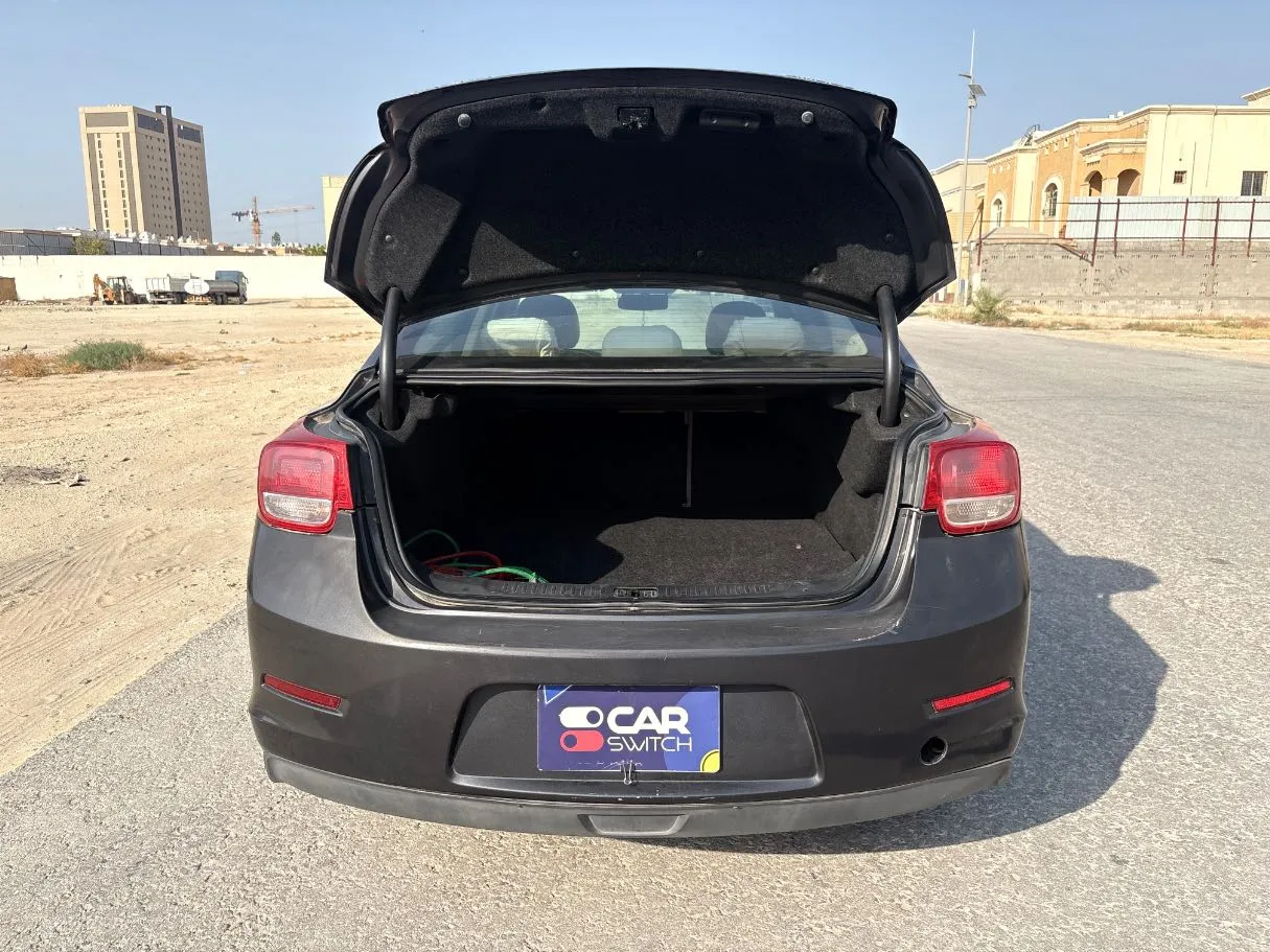 Car image 23