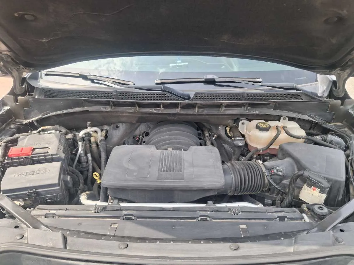 Car image 21